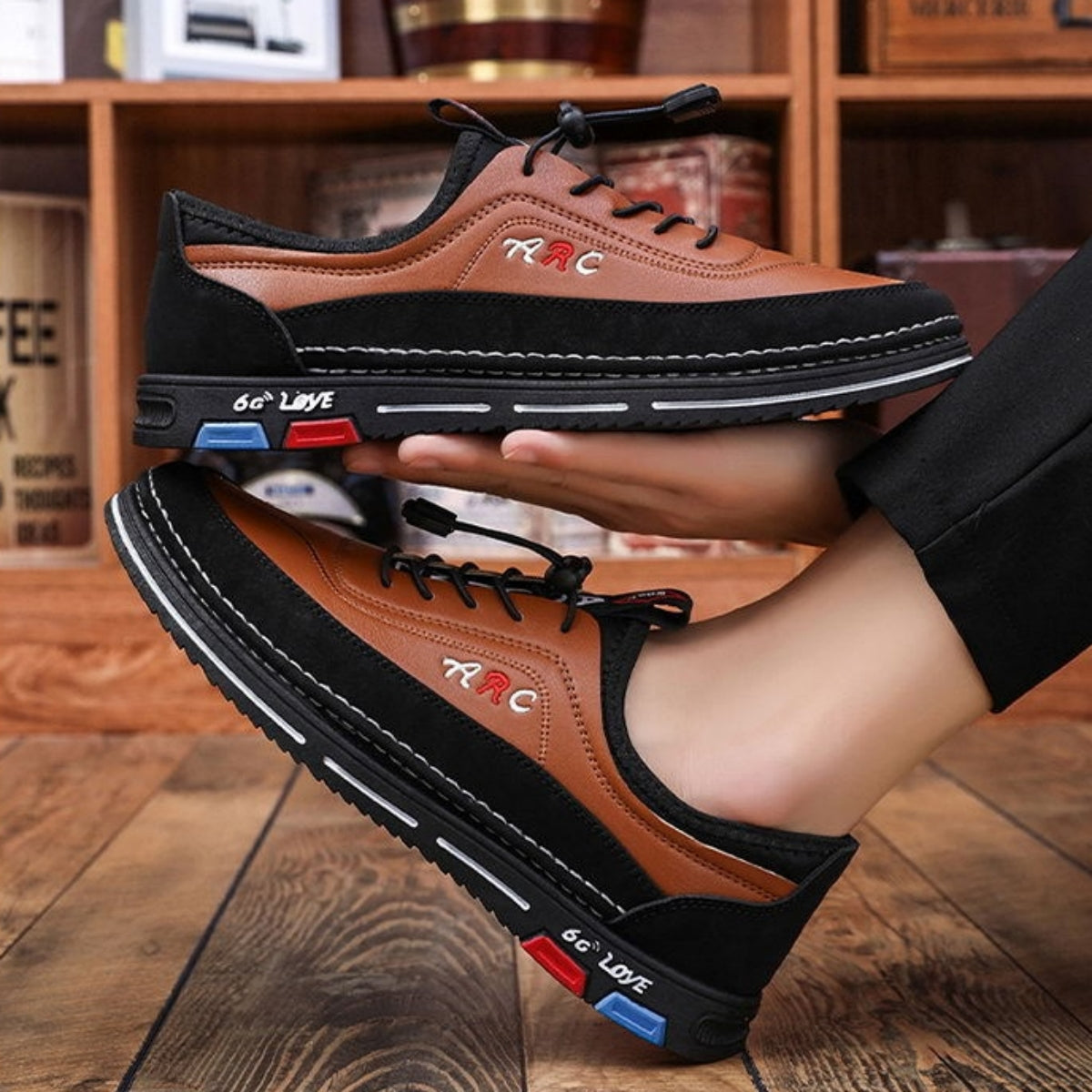 🔥🔥【39–48】【Nova kolekcija – akcijska cena】Moški poslovni čevlji iz vodoodpornega usnja – Mehki podplat, udobni za celodnevno nošenje-L